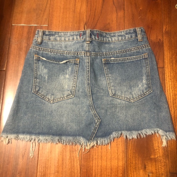 Signature 8 Jean Skirt - Picture 2 of 3